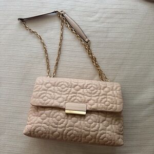 Elegant Cream Quilted Shoulder Bag
